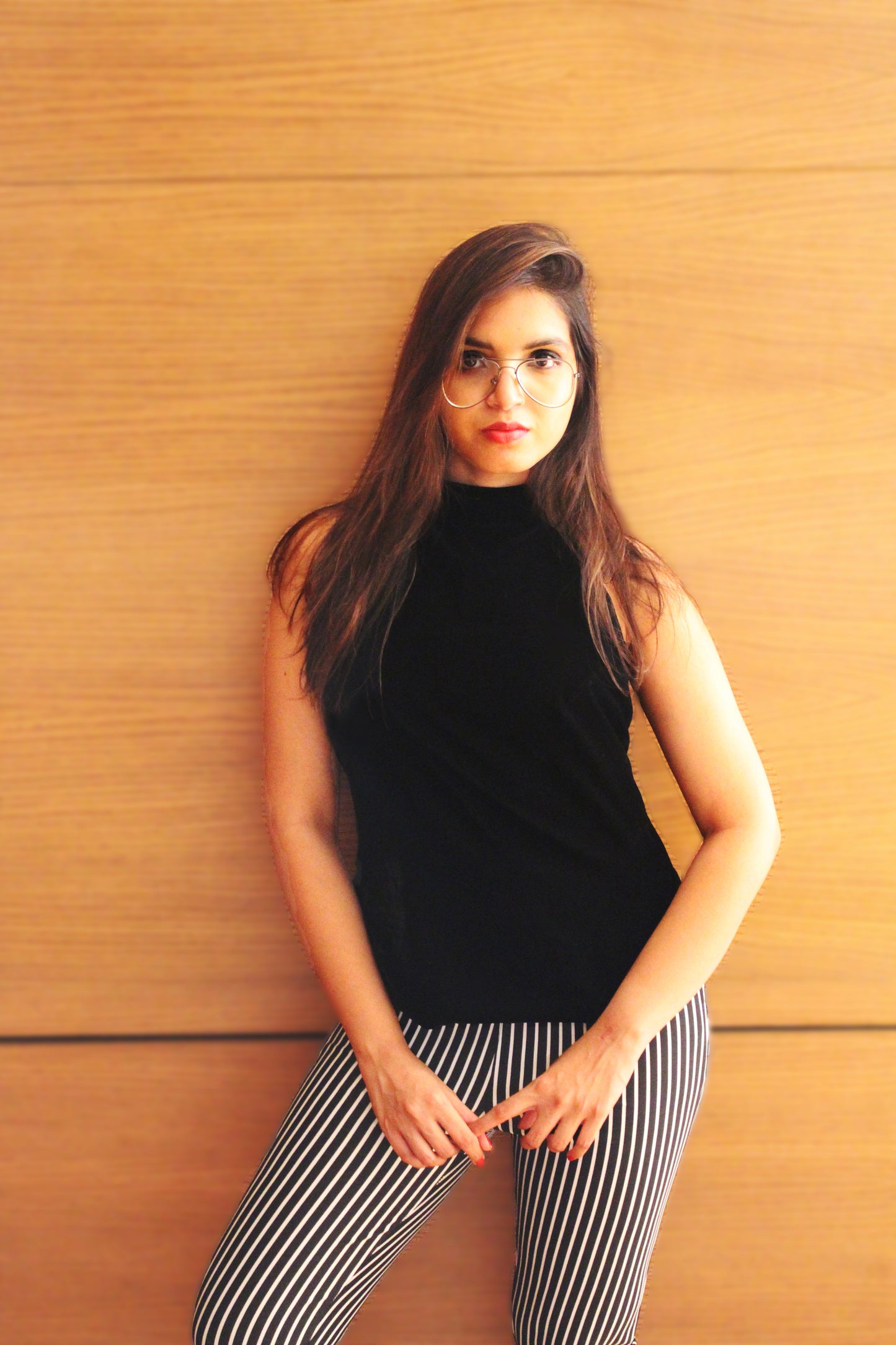 VELVET HALTER NECK TOP WITH METAL ZIP AT THE BACK AND HOOK-EYE FASTENING