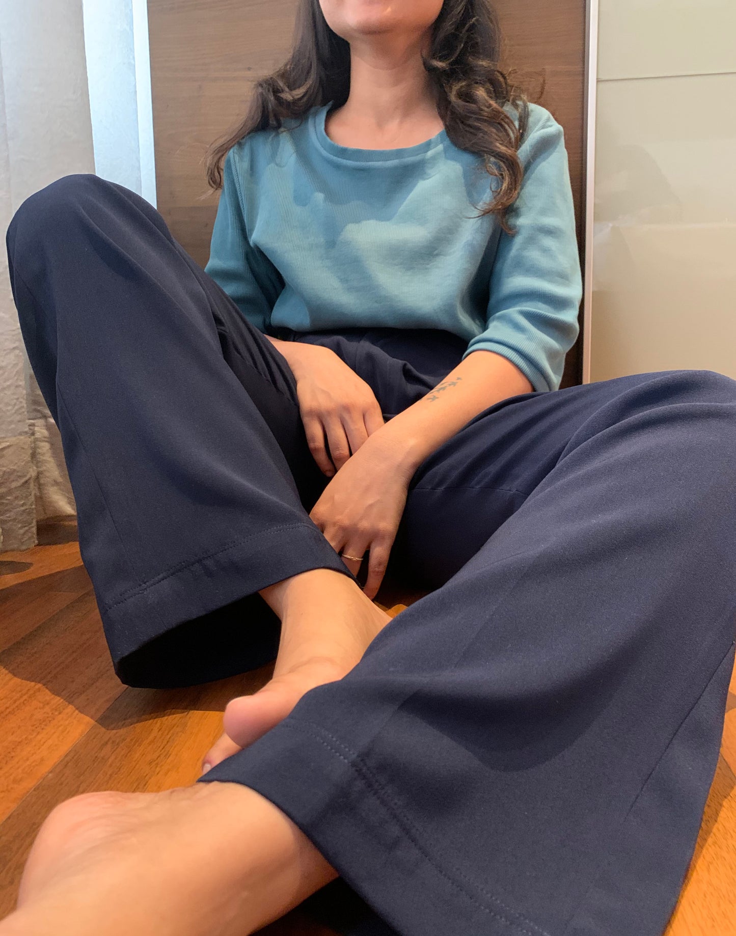 WIDE-LEG TROUSERS