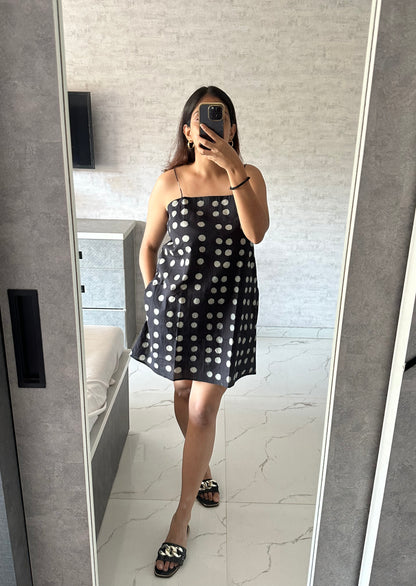 BLUE SHORT POLKA DOT DRESS WITH THIN STRAPS